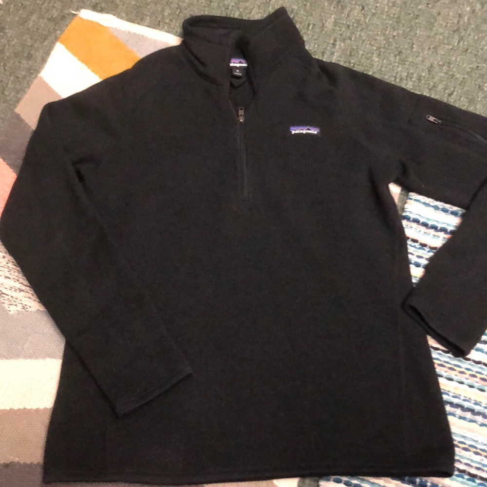Black Patagonia quarter zip- size medium EUC
